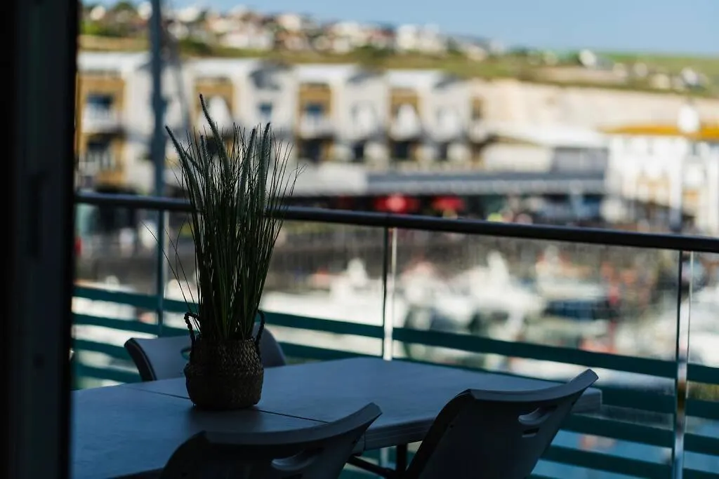 Apartament Marina With A View / 2 Bd Flat Okręg wyborczy Hove Wielka Brytania